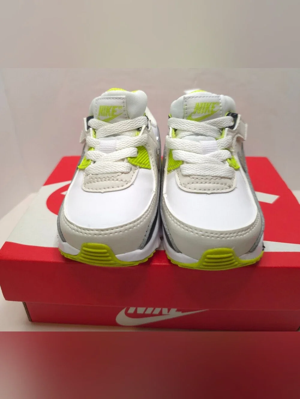Nike Air Max 90 Easy On Size 4c Toddler Sneakers Retro White Khaki Cyber Green